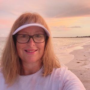 Meet your Posher, Dawn